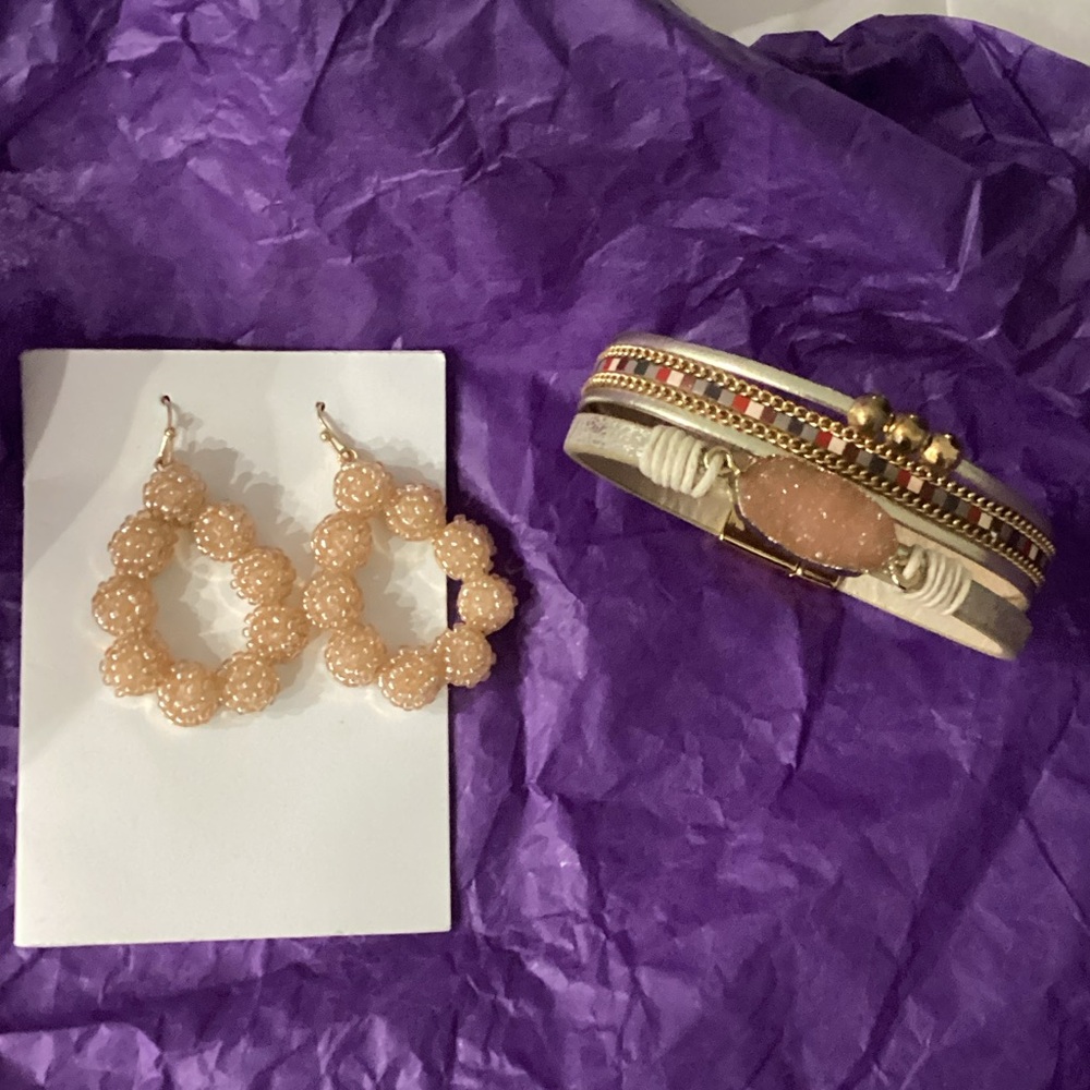 Beaded Earrings and Bracelet Set